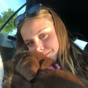 Meet your Posher, Kaitlyn